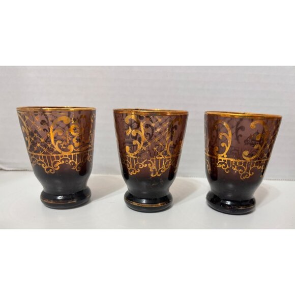 Vintage Decanter Cordial Set with 6 Shot Glasses Amethyst Purple and Gold Gilt - Picture 7 of 10